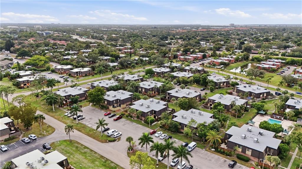 PARKWOODS TOWNHOUSE COMMUNITY - Residential