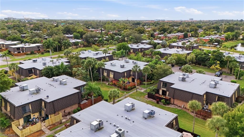 PARKWOODS TOWNHOUSE COMMUNITY - Residential