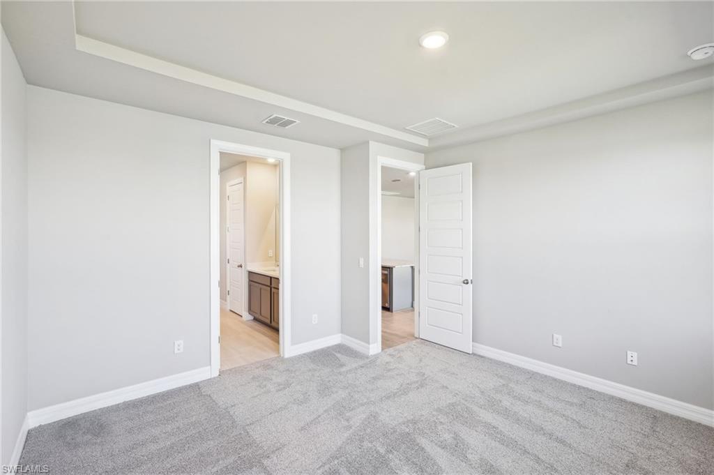 CRESCENT LAKES - Residential