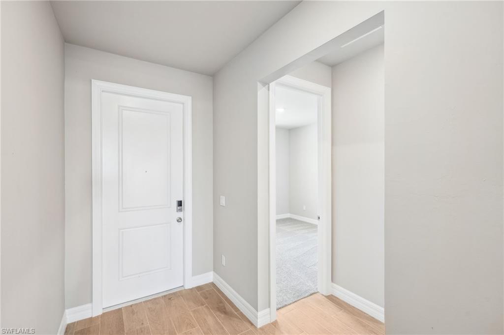 CRESCENT LAKES - Residential