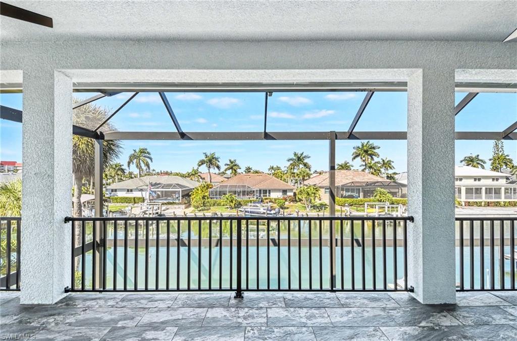 MARCO BEACH - Residential