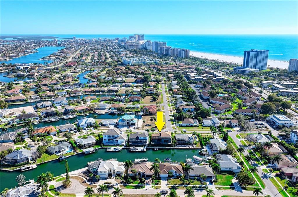 MARCO BEACH - Residential