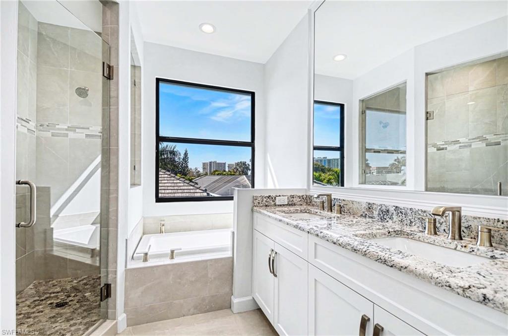 MARCO BEACH - Residential