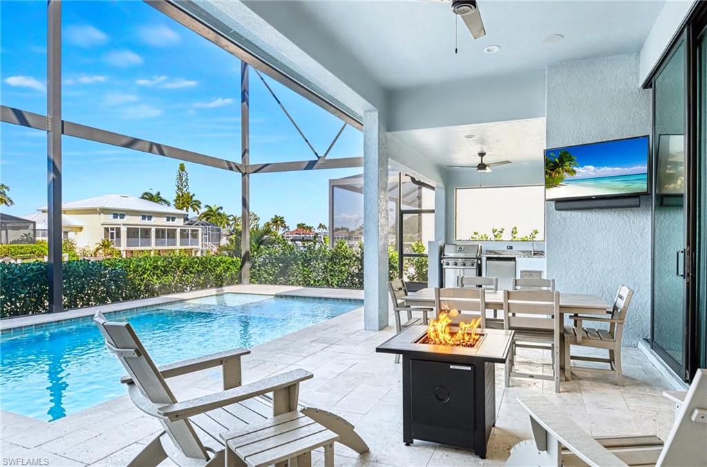 MARCO BEACH - Residential