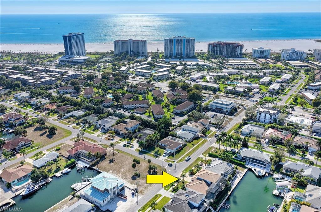 MARCO BEACH - Residential