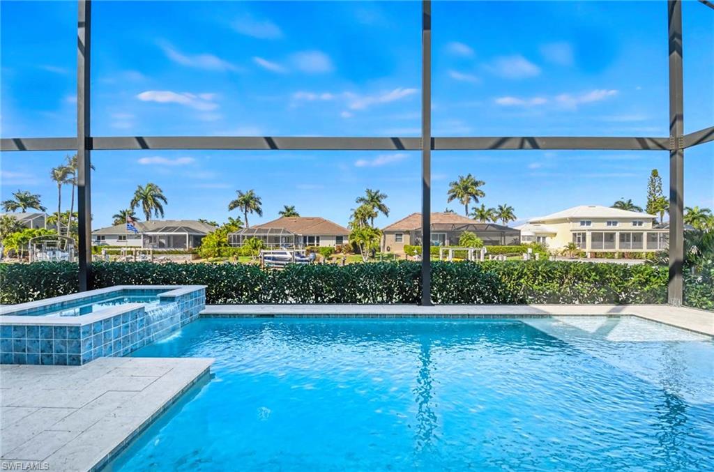 MARCO BEACH - Residential