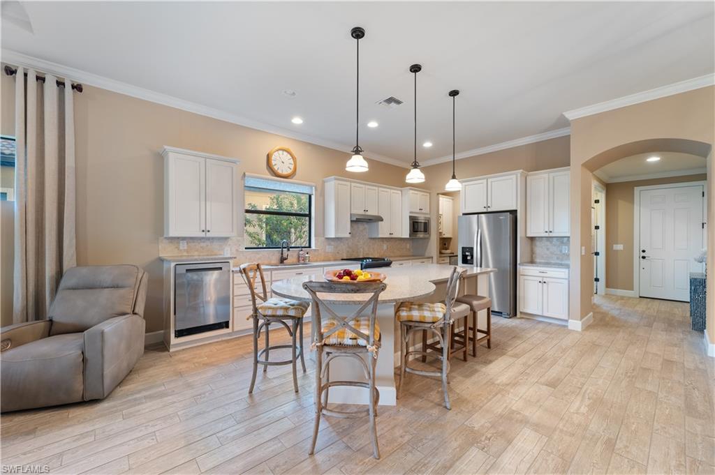 GREYHAWK AT GOLF CLUB OF THE EVERGLADES - Residential Lease