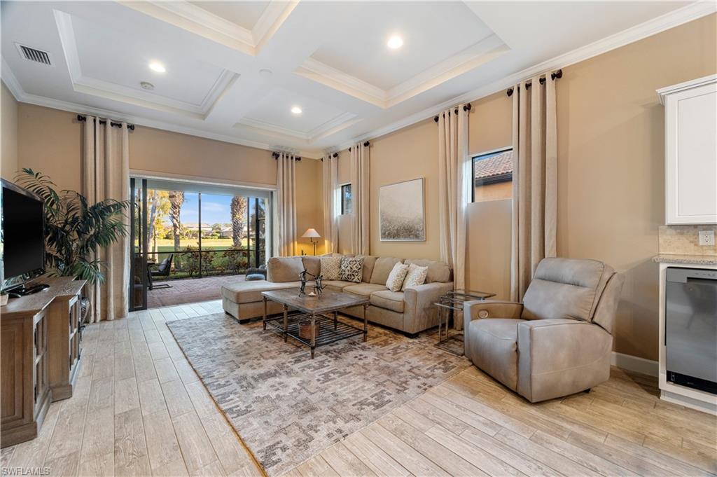 GREYHAWK AT GOLF CLUB OF THE EVERGLADES - Residential Lease