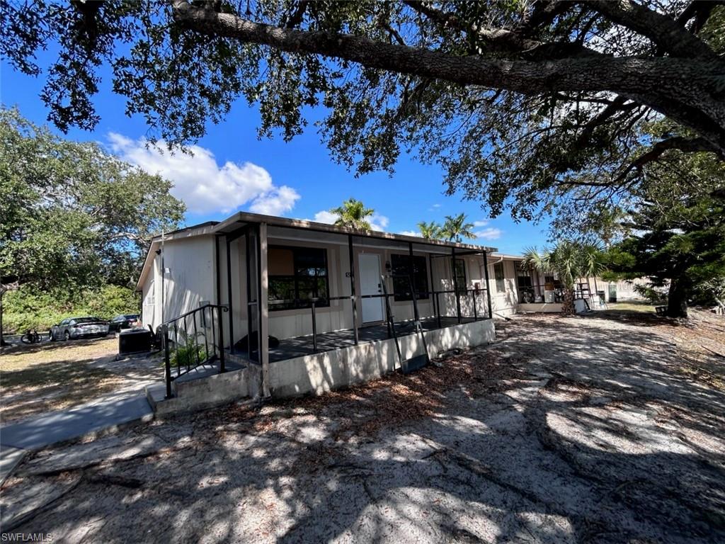 TREETOPS OF NAPLES - Residential