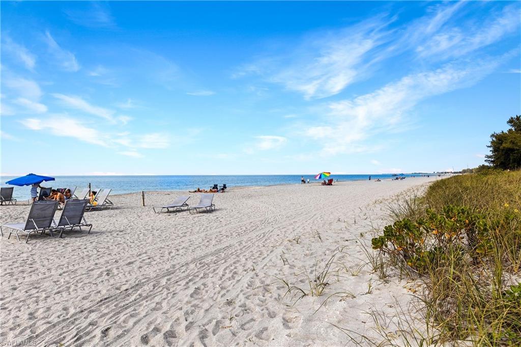 BEACH VILLAS CONDO - Residential