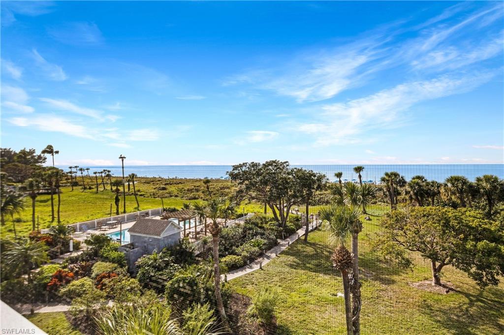 BEACH VILLAS CONDO - Residential