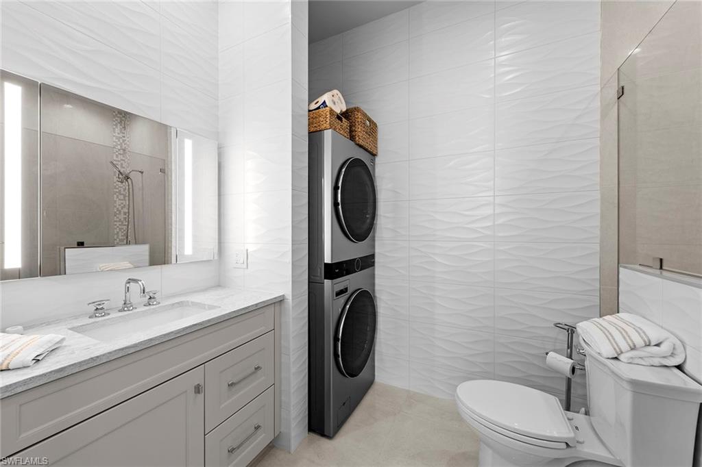 QUAIL WEST - Residential