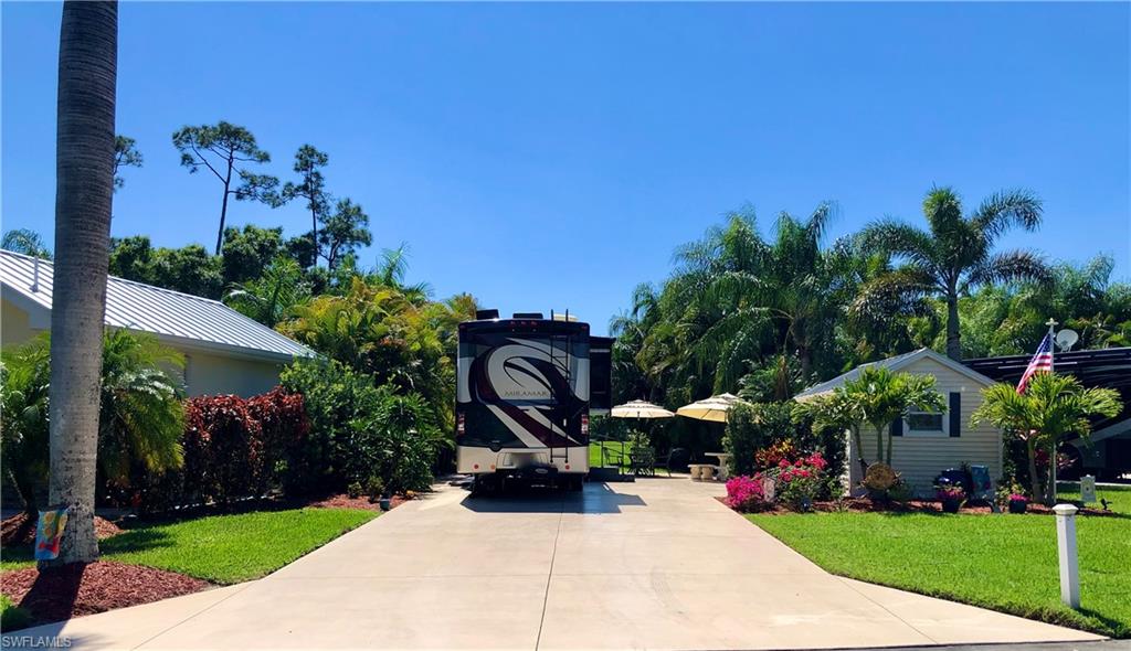 RIVERBEND MOTORCOACH RESORT - Land