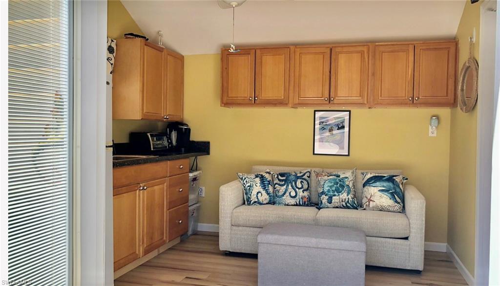 RIVERBEND MOTORCOACH RESORT - Land