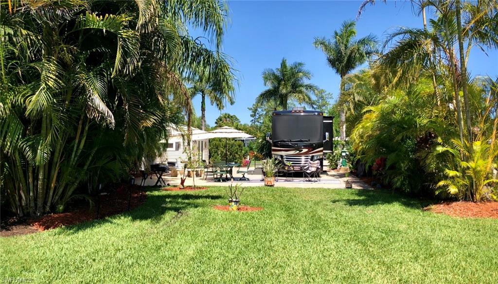 RIVERBEND MOTORCOACH RESORT - Land