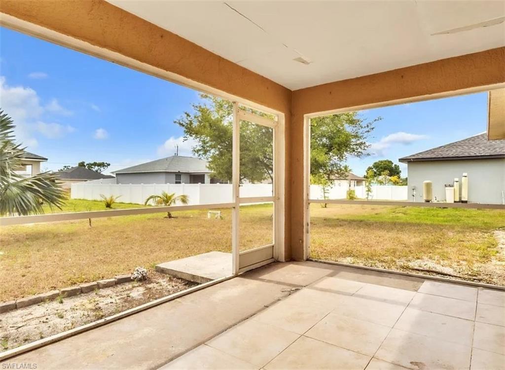 CAPE CORAL - Residential