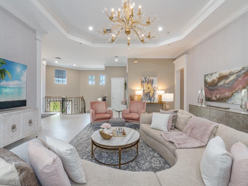 28560 Calabria CT 202