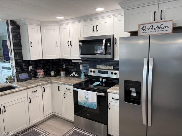 BAYSIDE ESTATES - Residential