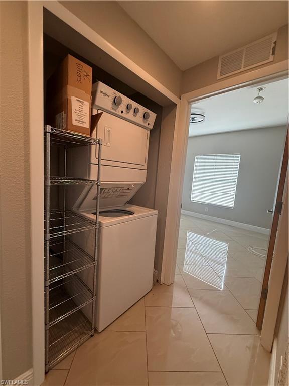 THE COVE AT SIX MILE - Residential Lease