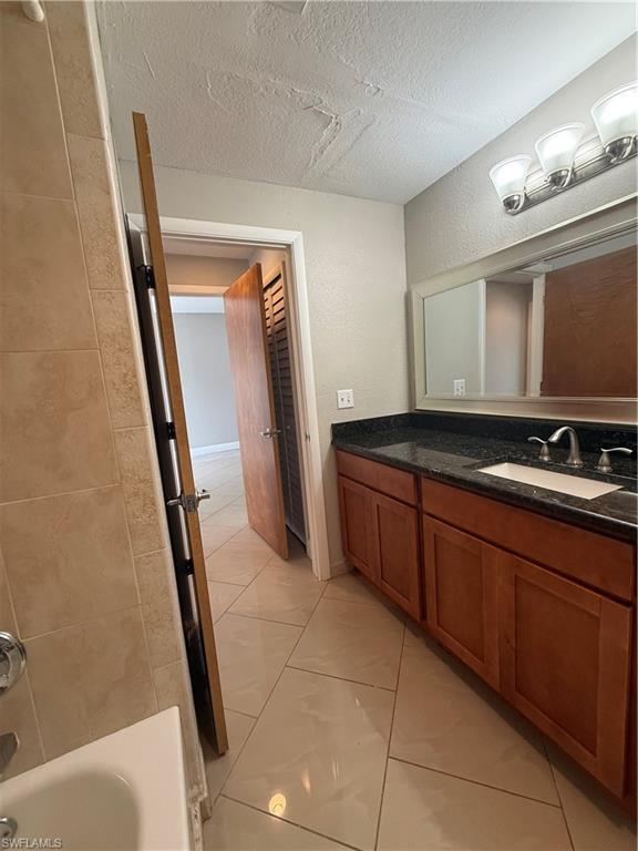 THE COVE AT SIX MILE - Residential Lease