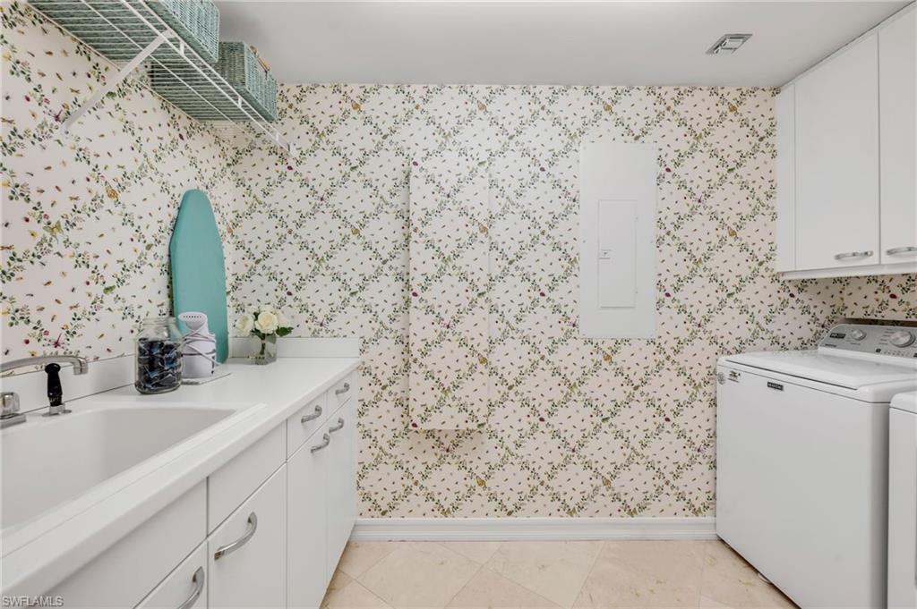 REMINGTON AT BAY COLONY - Residential