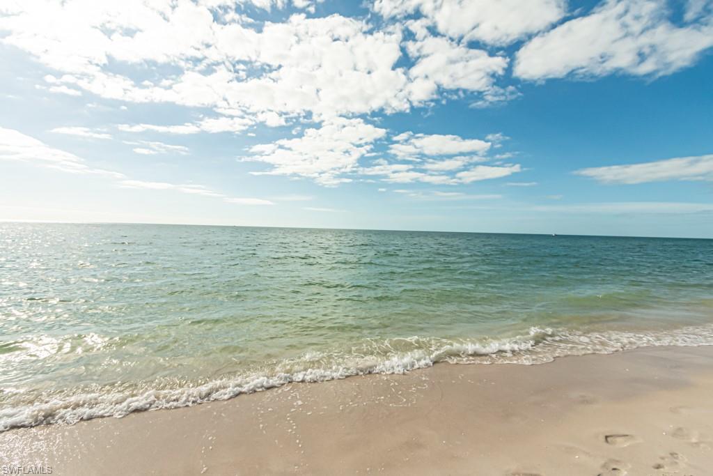 REMINGTON AT BAY COLONY - Residential