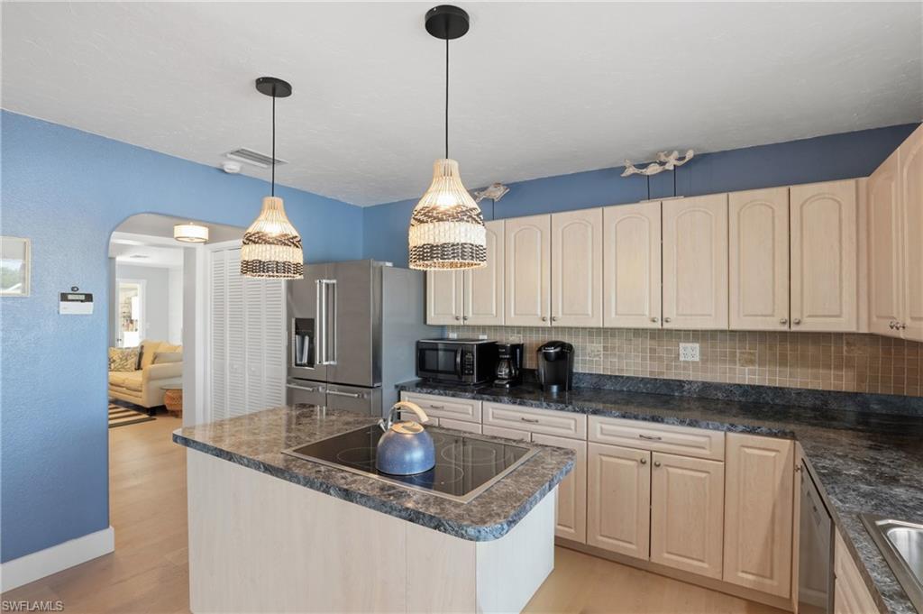 PORT CHARLOTTE - Residential