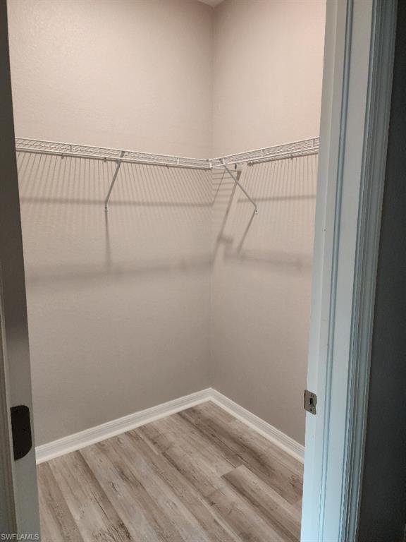 HAMPTON LAKES - Residential