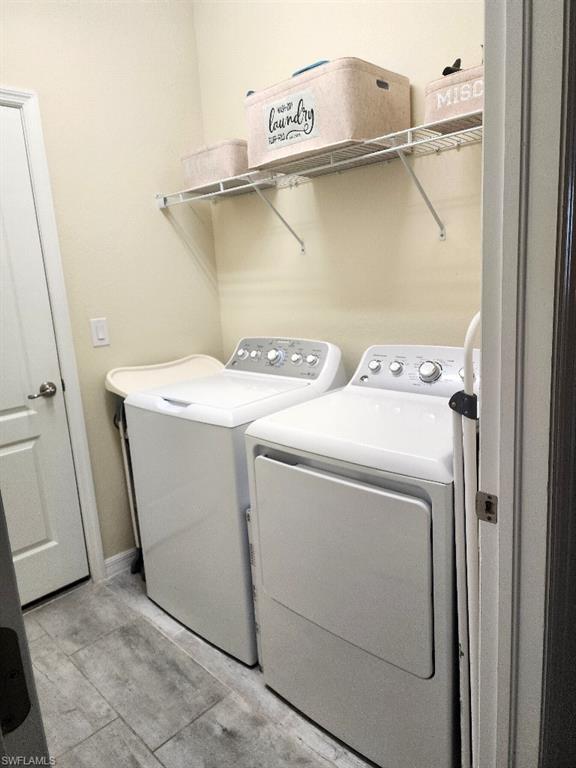 HAMPTON LAKES - Residential