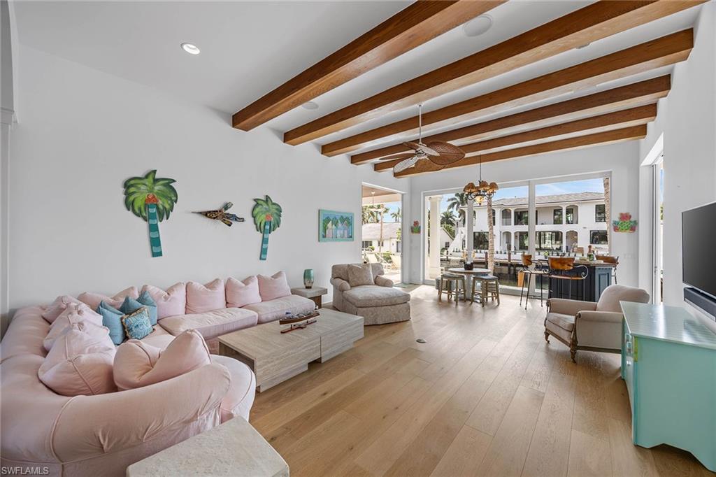 AQUALANE SHORES - Residential