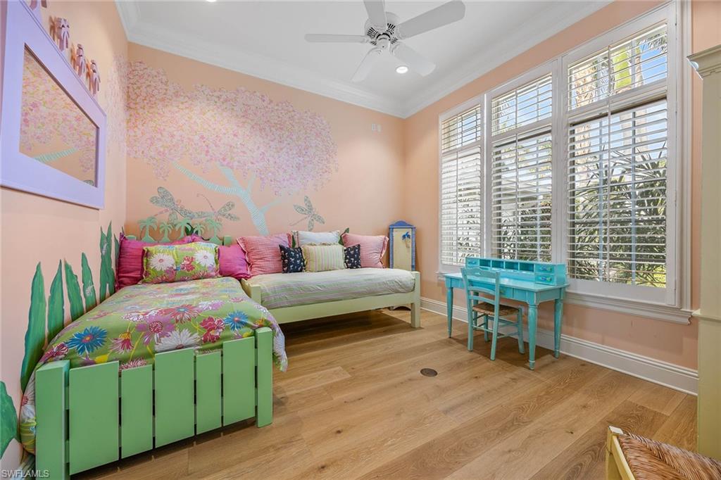 AQUALANE SHORES - Residential