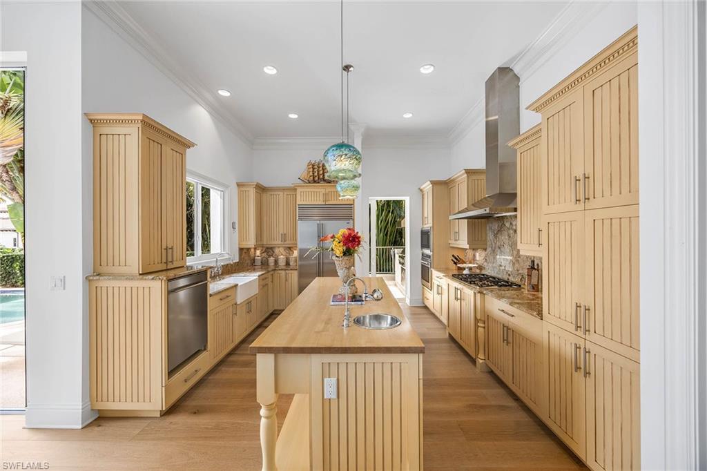 AQUALANE SHORES - Residential