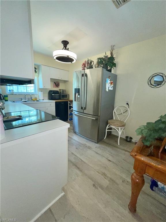 WILLOW LAKE - Residential