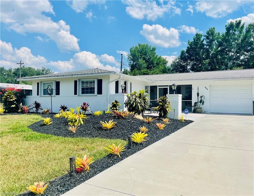 Lots of upgrades on this beautiful 3/2/1 Home with city Water. New Paint and floors, New A/C, Shutters, New Stainless steel appliances, New Ceiling Fans, and a New Roof (2017), lots of closet space, large front porch as well as lanai and extended driveway. Come look for yourself, make an appointment today.