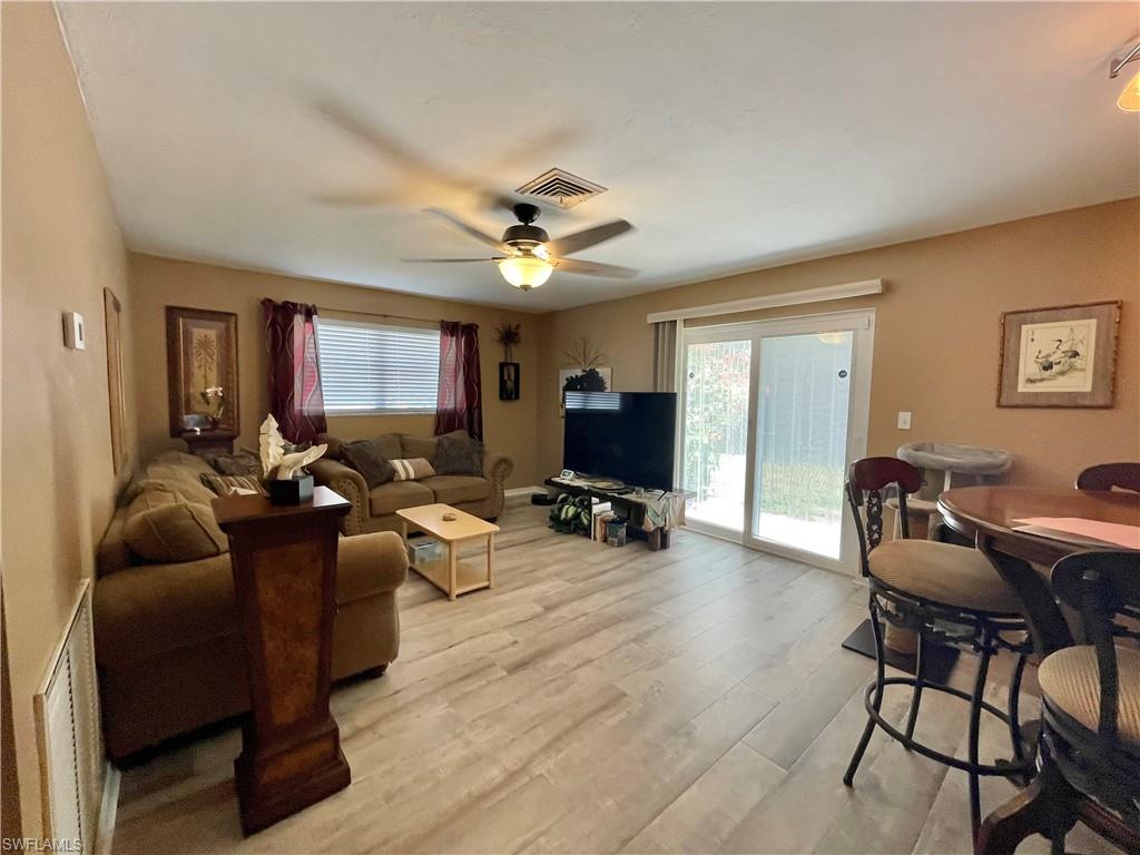 WILLOW LAKE - Residential