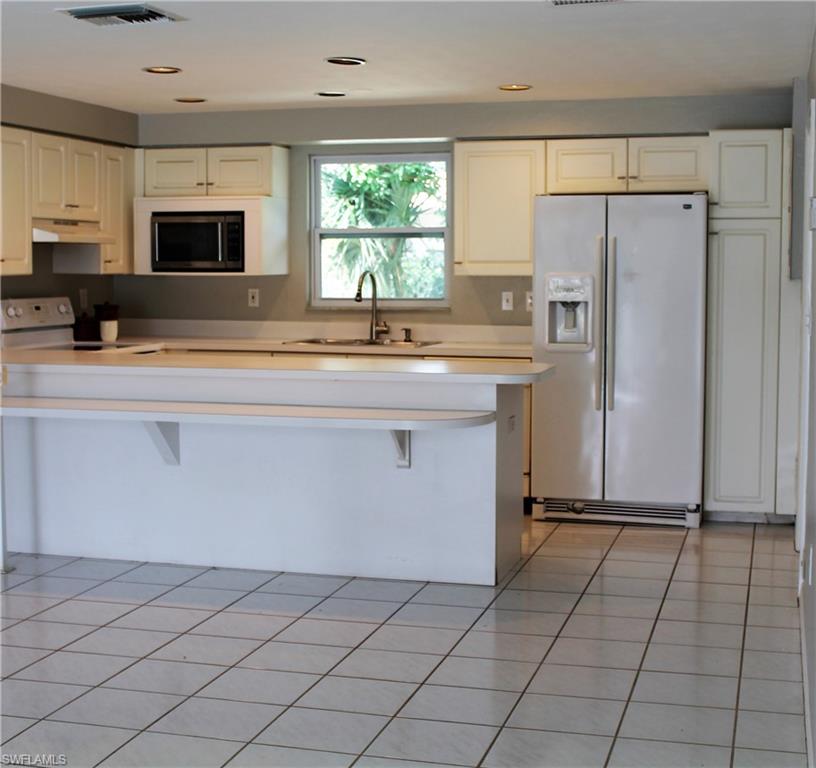 BONITA SHORES - Residential