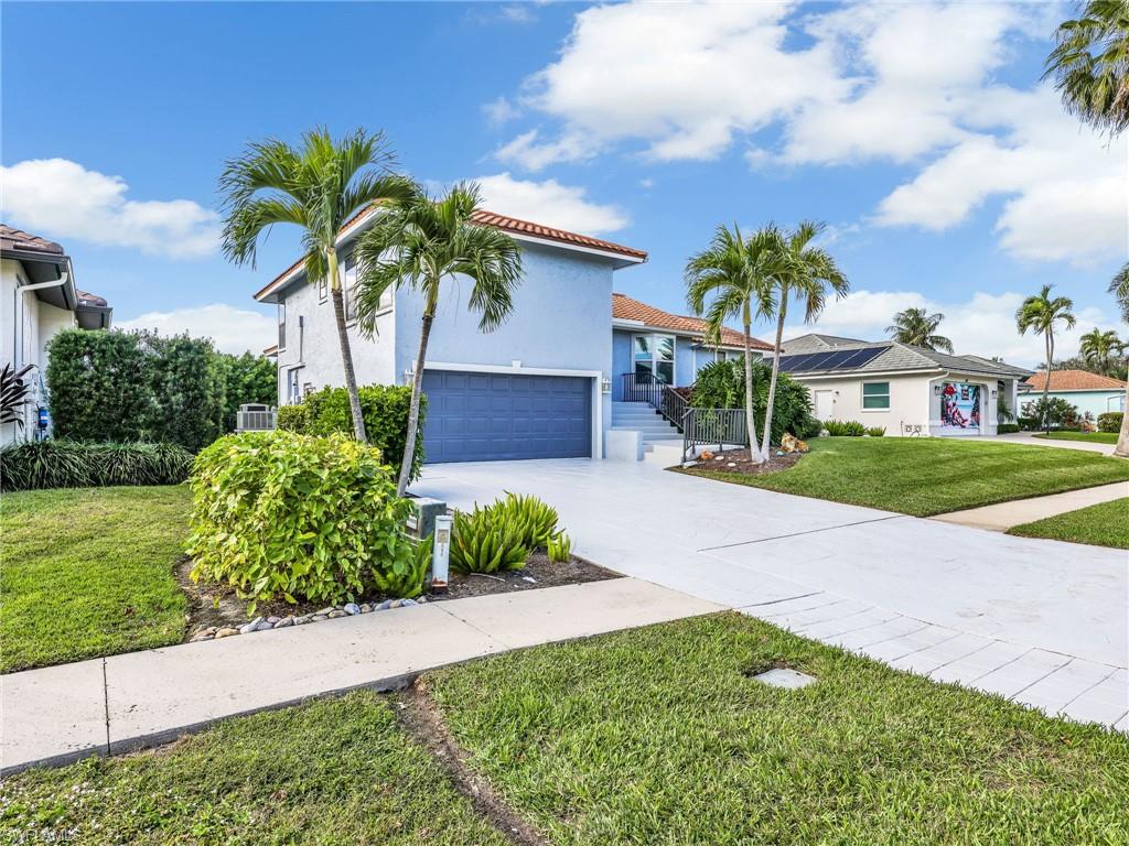 MARCO BEACH - Residential