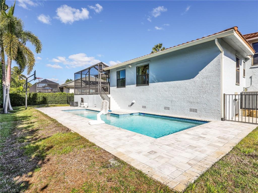 MARCO BEACH - Residential