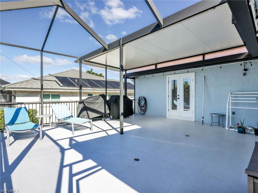 MARCO BEACH - Residential