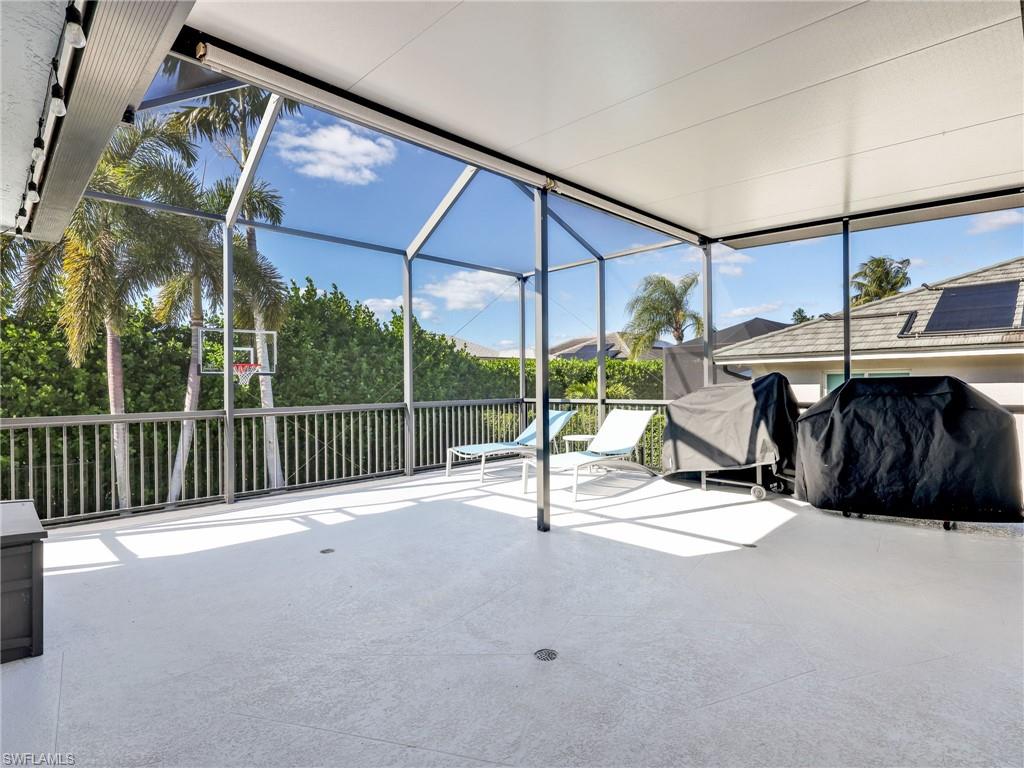 MARCO BEACH - Residential