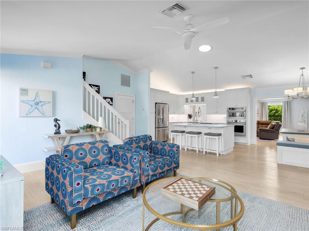 MARCO BEACH - Residential