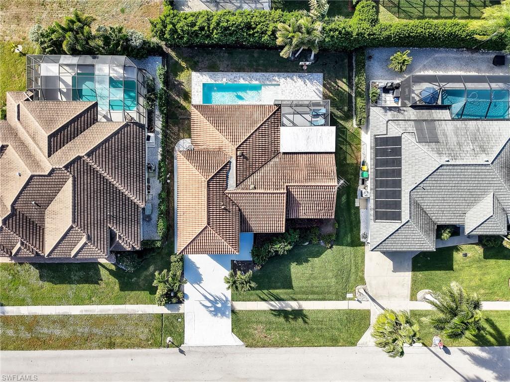 MARCO BEACH - Residential