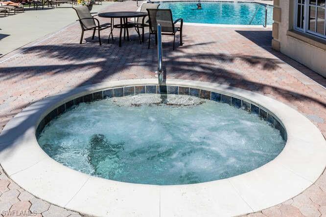 BREAKWATER - Residential