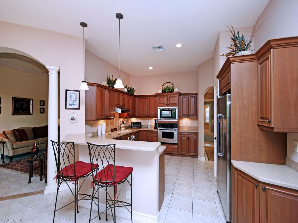 SANIBEL BAYOUS - Residential