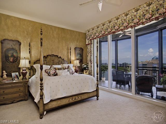 SEASONS AT NAPLES CAY - Residential