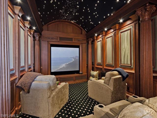 SEASONS AT NAPLES CAY - Residential