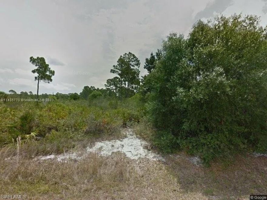 Prime investment opportunity! Flat and buildable residential lot in a growing area with strong property values. Ideal for developers, builders, or investors seeking their next project. PID#1 33 44 31 A00 0060.0000