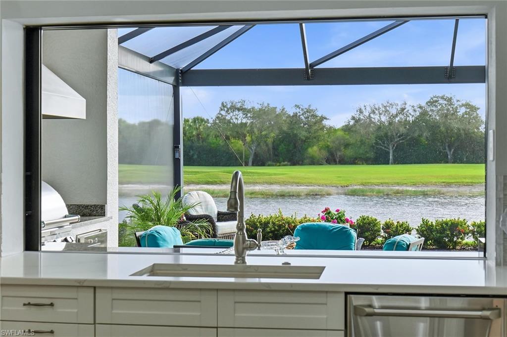 TWIN EAGLES - Residential