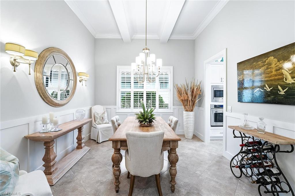 TWIN EAGLES - Residential