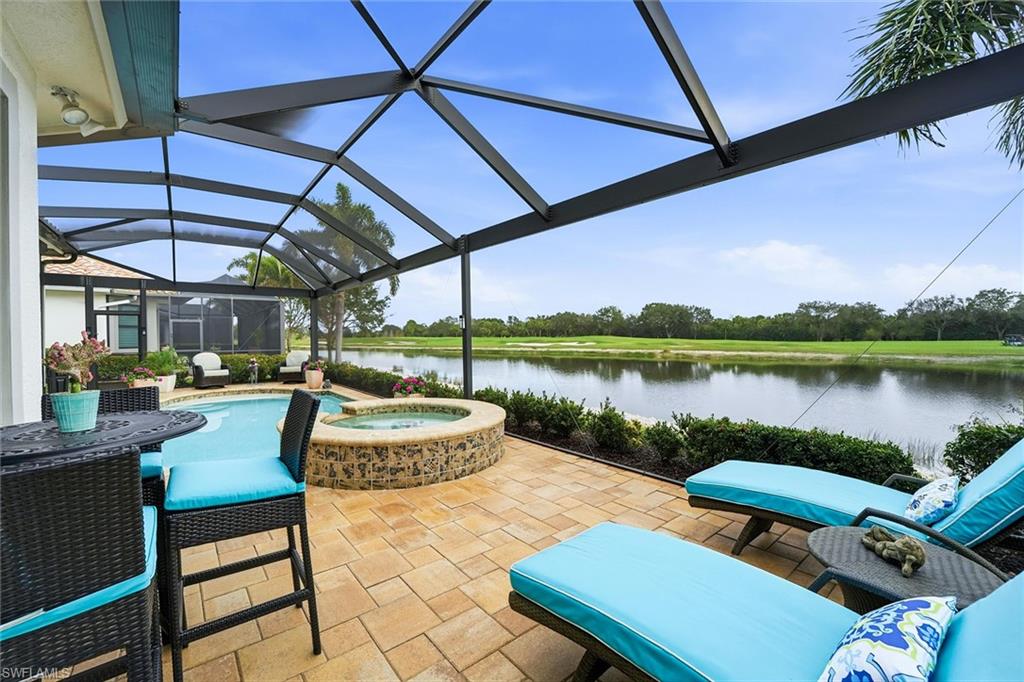 TWIN EAGLES - Residential